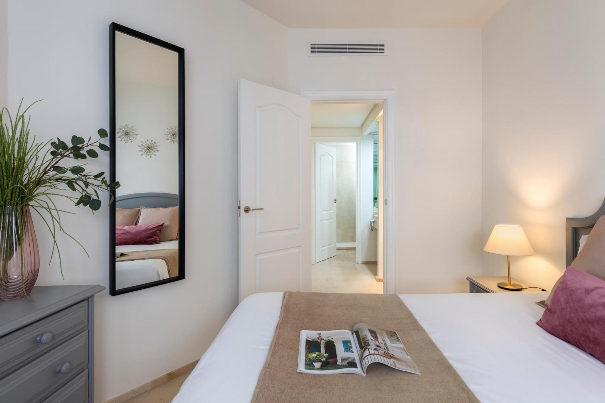 Magno Apartments Santa Justa — Photos 2